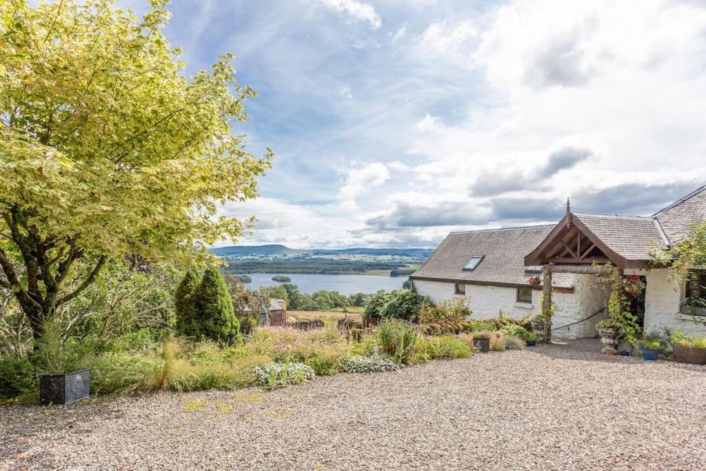 The Stable - Cottage With A Spectacular Lake View Port Of Menteith Exterior foto
